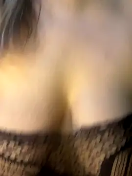 Snapshot of Lady__Pink chatting on October 8, 2025, 9:04 pm Lady Pink online show from October 8, 2025, 9:04 pm