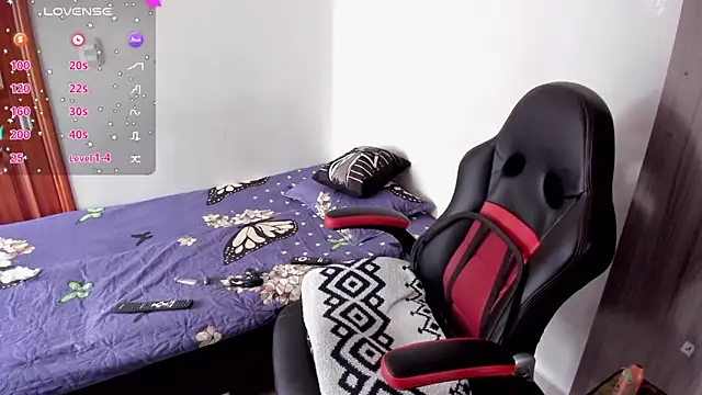 Aron Baylor online show from October 2, 2025, 7:06 pm