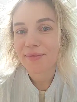 Snapshot of Linda_Gregory chatting on February 25, 2025, 12:14 am Linda Gregory online show from February 25, 2025, 12:14 am