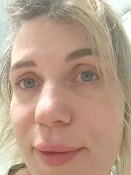 Snapshot of Linda_Gregory chatting on March 5, 2025, 8:10 am Linda Gregory online show from March 5, 2025, 8:10 am