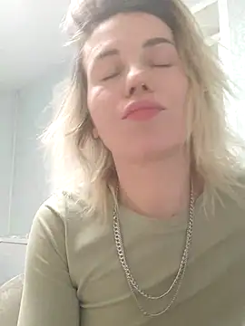 Snapshot of Linda_Gregory chatting on February 21, 2025, 1:22 am Linda Gregory online show from February 21, 2025, 1:22 am