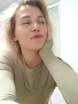 Snapshot of Linda_Gregory chatting on January 17, 2025, 12:20 am Linda Gregory online show from January 17, 2025, 12:20 am