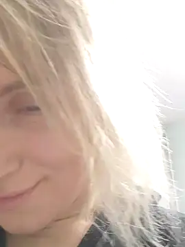 Snapshot of Linda_Gregory chatting on February 16, 2025, 1:25 am Linda Gregory online show from February 16, 2025, 1:25 am