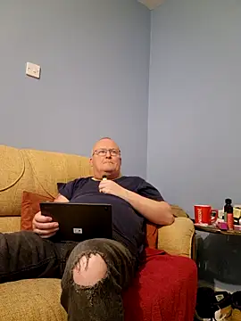 FriendlyDave online show from March 17, 2025, 9:24 pm