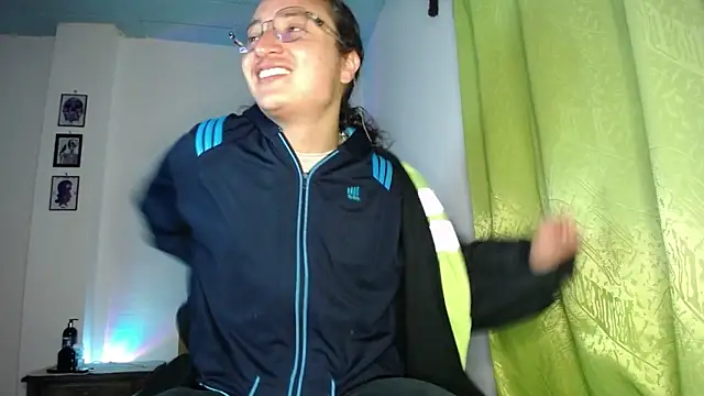 monkeywillwhite online show from November 26, 2025, 1:38 am