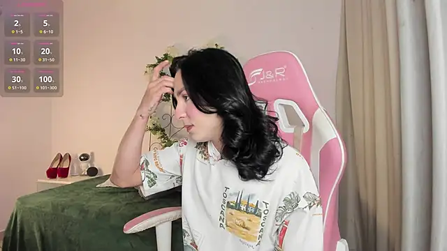 Jiggly   online show from October 11, 2025, 1:17 am