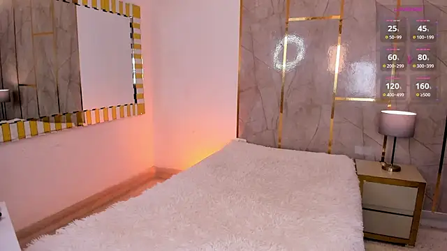 Jiggly   online show from April 19, 2026, 5:52 am