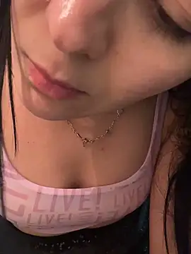 lupyta20 online show from October 16, 2025, 1:03 am