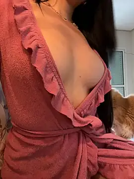 lupyta20 online show from October 18, 2025, 2:30 pm