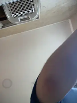 Lia flowers online show from September 28, 2025, 8:38 pm