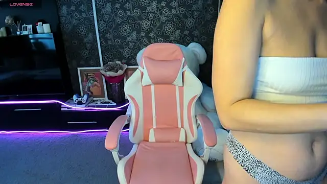 Queen baby online show from September 20, 2025, 6:07 am