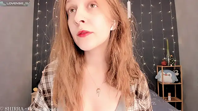 SolarAlice online show from December 15, 2024, 6:26 pm