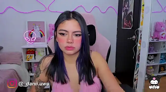 CuteDani  online show from February 28, 2025, 8:53 am