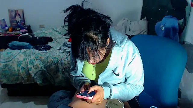 AmaraRoberts420 online show from September 27, 2025, 4:18 am