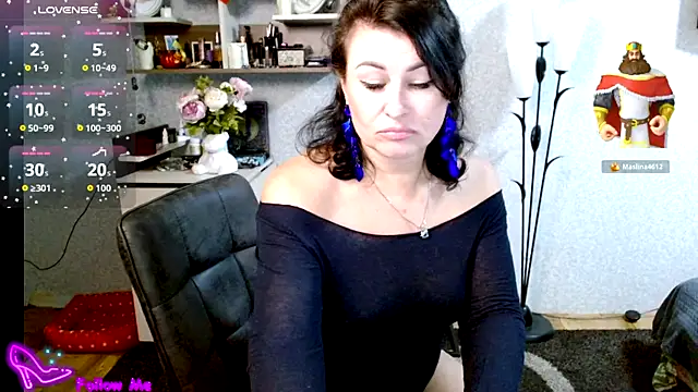 Snapshot of BeatriksS chatting on October 21, 2025, 5:12 pm BeatriksS online show from October 21, 2025, 5:12 pm