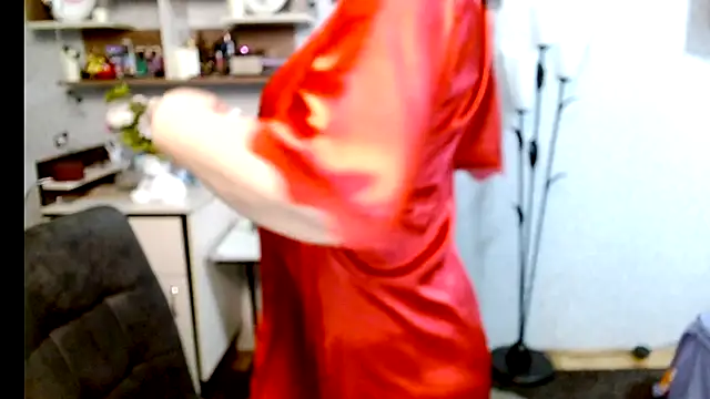 Snapshot of BeatriksS chatting on November 26, 2025, 12:38 pm BeatriksS online show from November 26, 2025, 12:38 pm