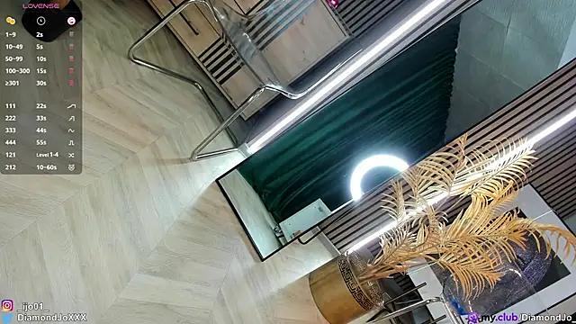 DiamondJo  online show from September 19, 2025, 9:19 pm