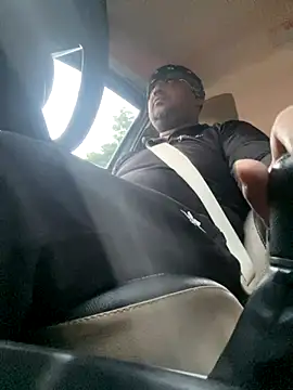 Snapshot of Dick_6inches chatting on September 13, 2025, 1:00 pm Dick 6inches online show from September 13, 2025, 1:00 pm