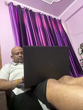 Snapshot of Dick_6inches chatting on October 14, 2025, 1:39 am Dick 6inches online show from October 14, 2025, 1:39 am