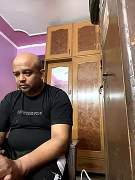 Snapshot of Dick_6inches chatting on October 28, 2025, 11:58 pm Dick 6inches online show from October 28, 2025, 11:58 pm