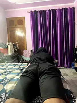 Snapshot of Dick_6inches chatting on October 2, 2025, 1:14 pm Dick 6inches online show from October 2, 2025, 1:14 pm