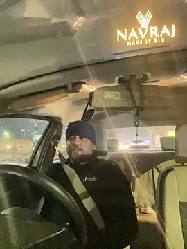 Snapshot of Dick_6inches chatting on October 29, 2025, 12:48 pm Dick 6inches online show from October 29, 2025, 12:48 pm