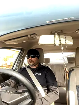 Snapshot of Dick_6inches chatting on October 17, 2025, 4:27 am Dick 6inches online show from October 17, 2025, 4:27 am