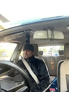 Dick 6inches online show from April 6, 2026, 3:02 am