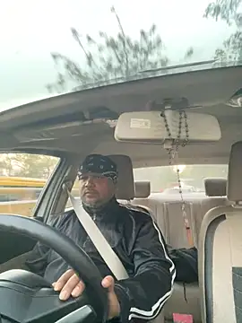 Dick 6inches online show from February 24, 2026, 12:50 pm