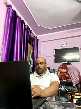 Snapshot of Dick_6inches chatting on November 3, 2025, 3:15 pm Dick 6inches online show from November 3, 2025, 3:15 pm