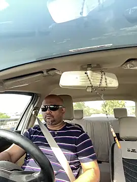 Dick 6inches online show from April 18, 2026, 3:53 am