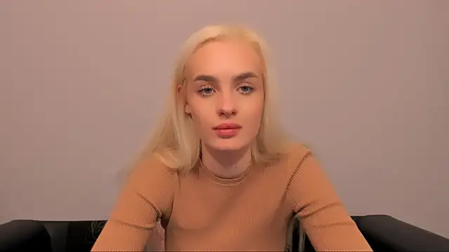 Snapshot of OliviaKisss chatting on March 13, 2026, 7:08 pm OliviaKisss online show from March 13, 2026, 7:08 pm