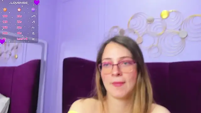 Snapshot of AmbeerWood_ chatting on March 16, 2025, 2:44 pm AmbeerWood online show from March 16, 2025, 2:44 pm