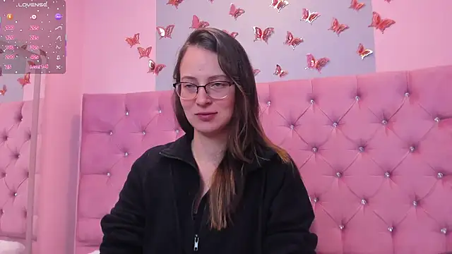 Snapshot of AmbeerWood_ chatting on September 28, 2025, 11:50 am AmbeerWood online show from September 28, 2025, 11:50 am