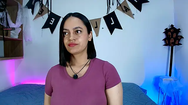 VICTORIABLACK xh online show from October 12, 2025, 11:11 am