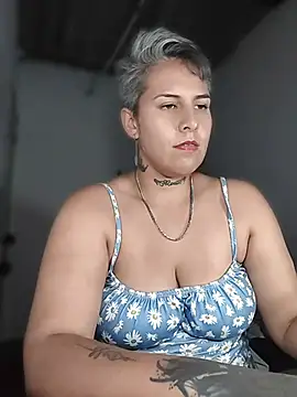 Snapshot of Yessi_rousse chatting on May 15, 2026, 11:14 pm Yessi rousse online show from May 15, 2026, 11:14 pm