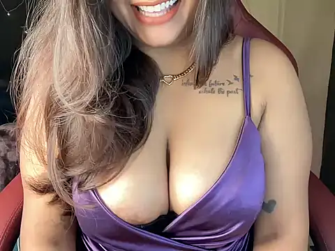 shanayaaa 1 online show from March 3, 2025, 6:24 pm