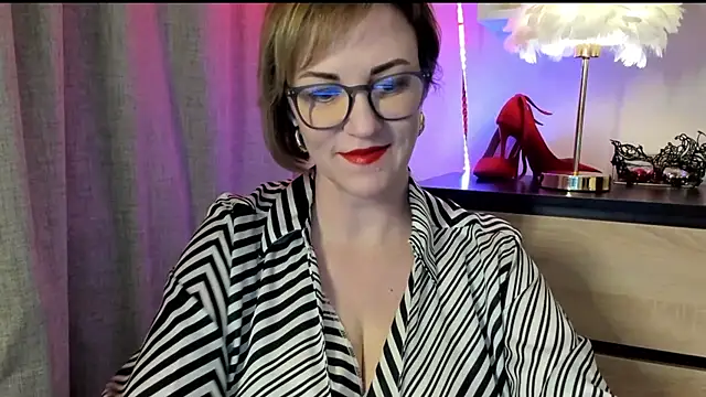 feliziaDesire online show from October 3, 2025, 11:23 am