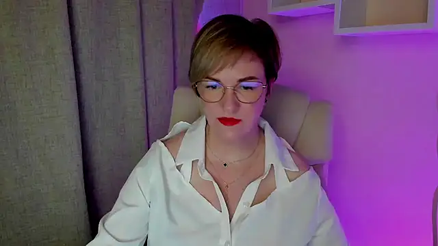 feliziaDesire online show from July 9, 2026, 5:52 am
