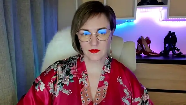 Snapshot of feliziaDesire chatting on February 3, 2026, 1:49 pm feliziaDesire online show from February 3, 2026, 1:49 pm