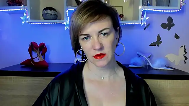 feliziaDesire online show from March 18, 2025, 9:43 pm