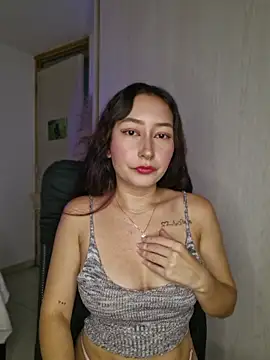 ariel35 online show from July 8, 2026, 9:48 pm
