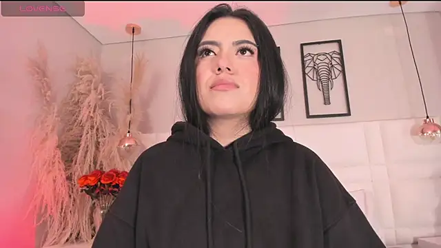 Rebeca jones online show from September 10, 2025, 12:15 pm