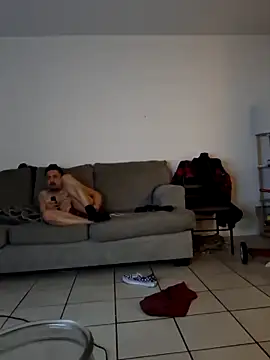 hungpenis210 online show from February 8, 2026, 2:09 am