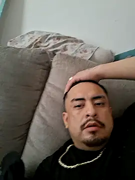 hungpenis210 online show from November 22, 2025, 6:18 pm