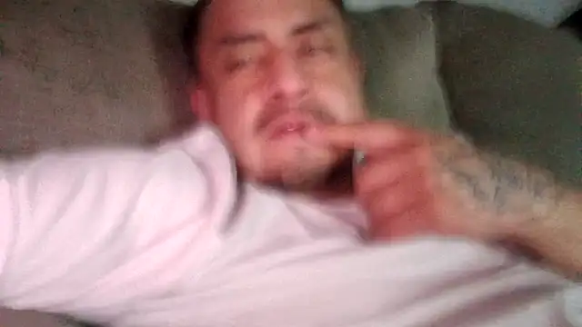 hungpenis210 online show from April 6, 2026, 8:37 am