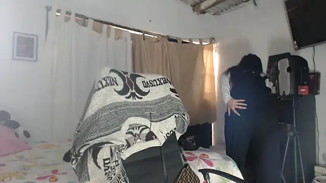 xx nath xx online show from September 17, 2025, 8:11 pm