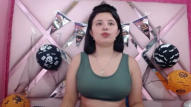 nathaly low1 online show from November 1, 2025, 3:13 am