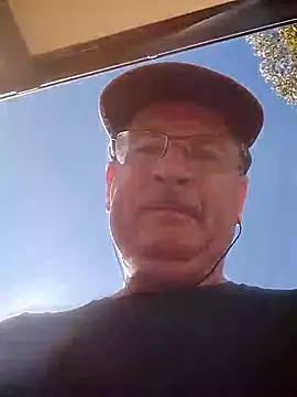 stiffandlubedxh online show from March 7, 2025, 11:38 pm