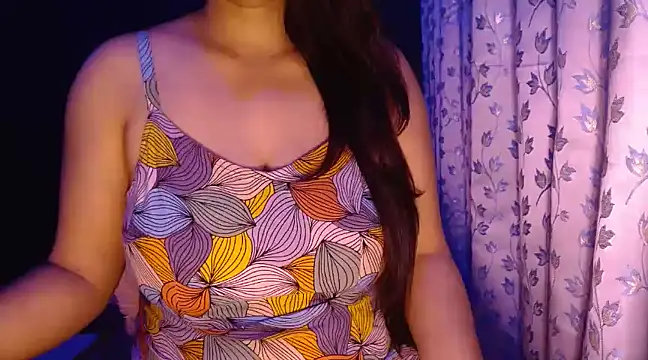 janifer001 online show from March 2, 2025, 2:08 am